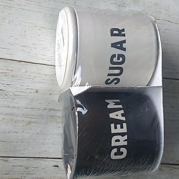 Cream & Sugar Set - Picture 1 of 3